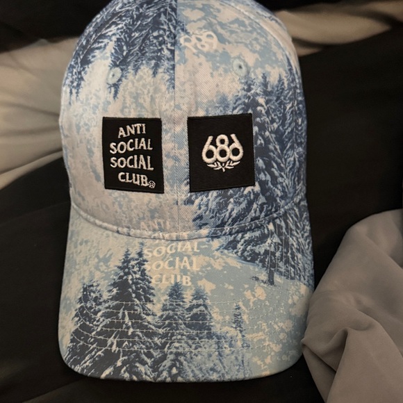 Anti Social Social Club Other - Anti Social Social Club x 686 collab hat. Read description and pics.New with def